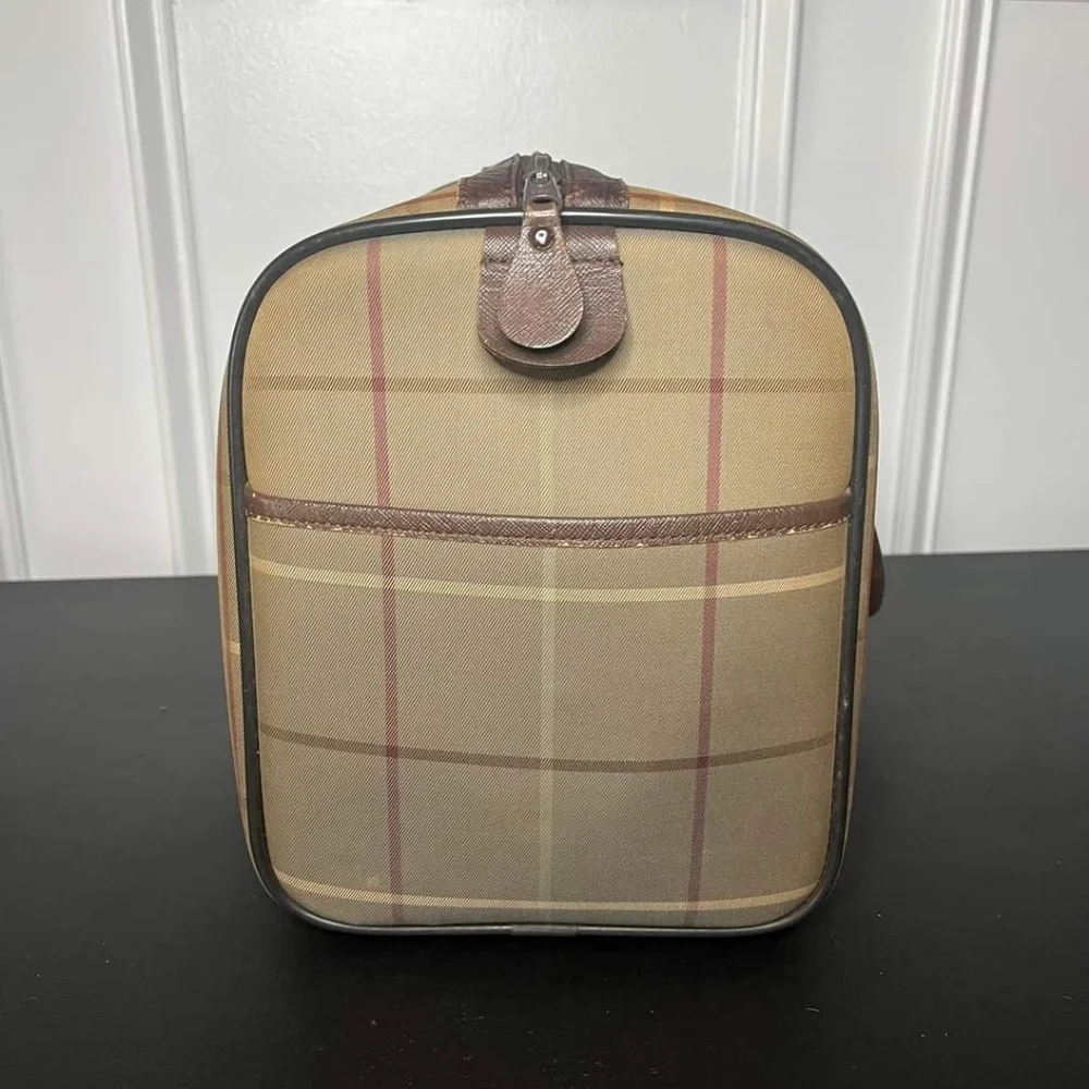Burberry Boston Bag